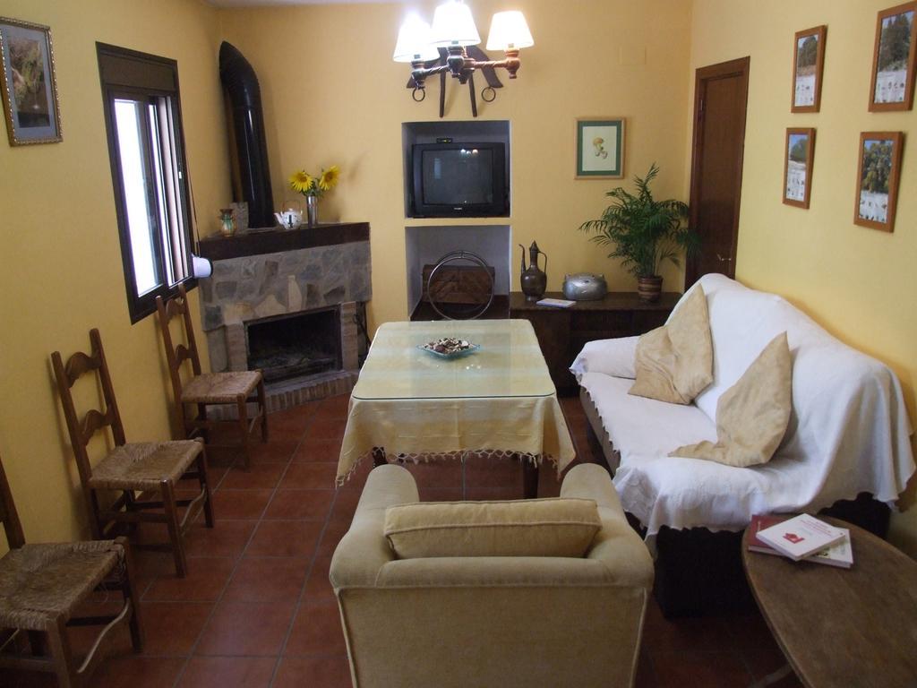 Maison d'hôtes Casa La Rosa P.N. Sierra De Grazalema à Benamahoma Extérieur photo